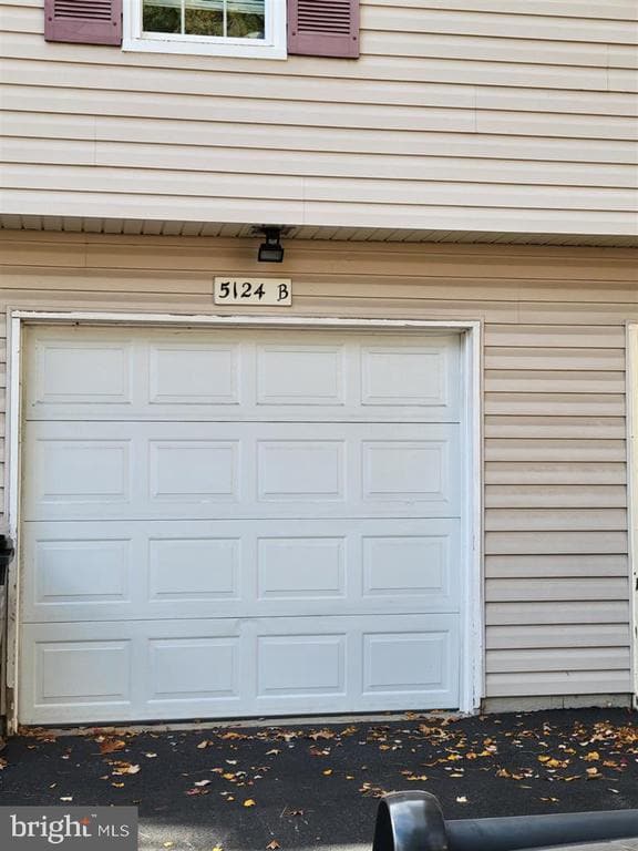 Building Photo - 5124 Shawe Pl