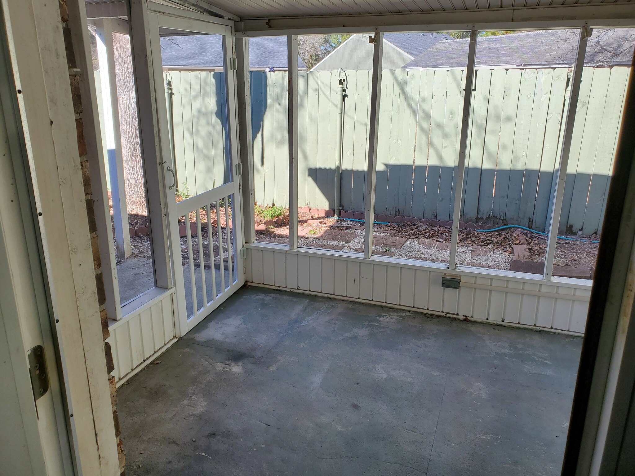 Building Photo - 15 Peach Row