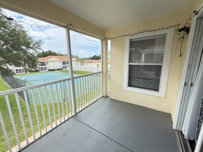 Building Photo - Grand Palms 8844-B