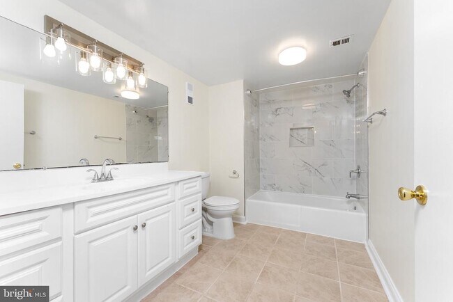 Building Photo - 3713 S George Mason Dr