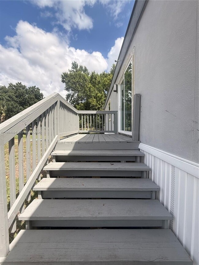 Building Photo - 820 N Trebol St