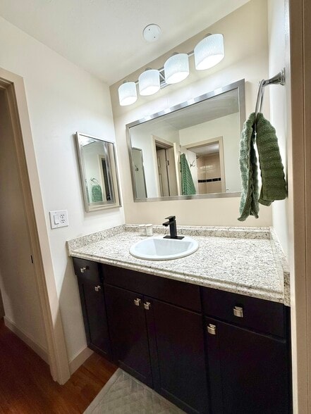 Building Photo - 249 S 700 E