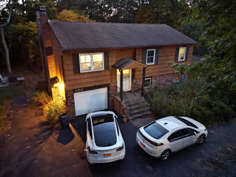Primary Photo - 192 Woodland Dr