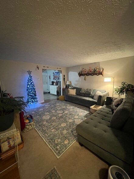 Building Photo - 1825 Koran Ave NW