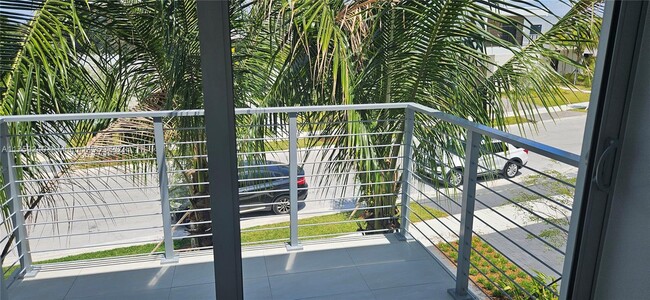Building Photo - 16644 Botaniko Dr N