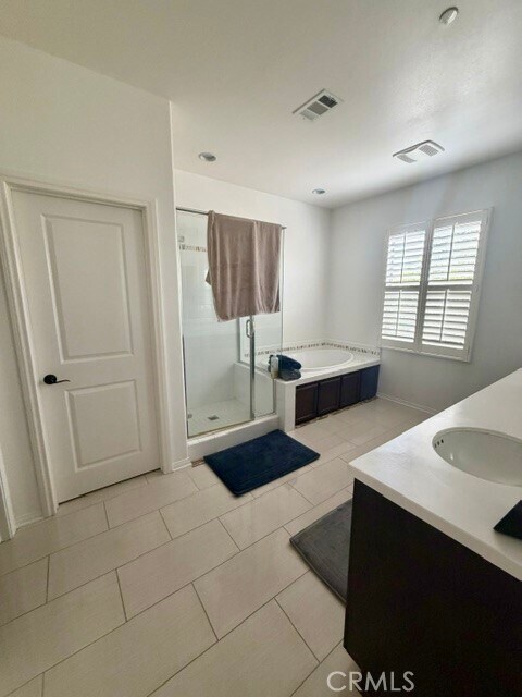 Building Photo - 428 Campestre Ln