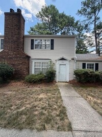 Building Photo - Charming 3BR Townhome in Prime South Charlotte!