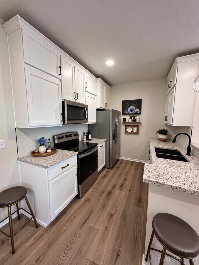 Building Photo - I bedroom 1 bath  Branson MO  New Apartment Built in 2024