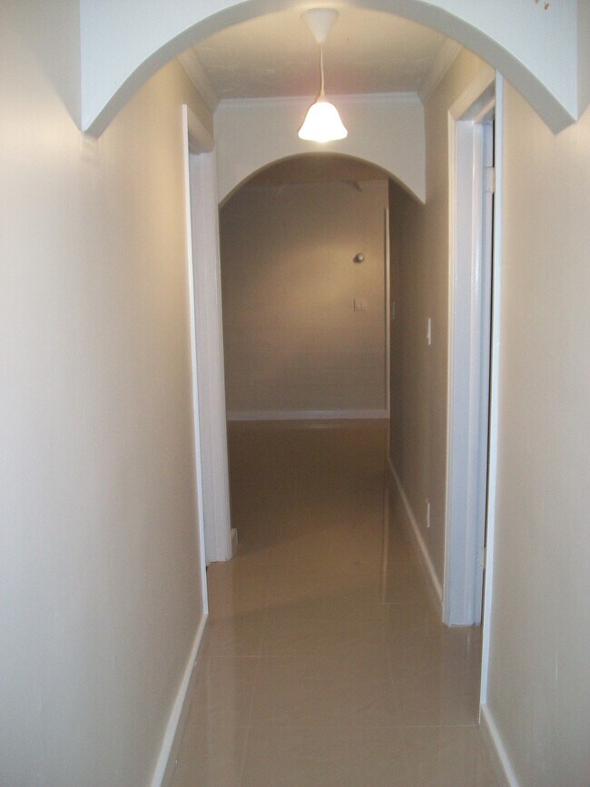 Building Photo - 4493 SW 49th Ct