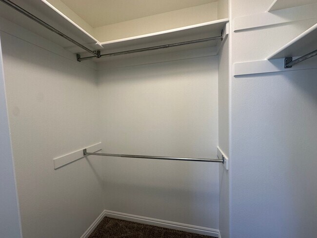 Building Photo - Freshly Painted, New Carpet Throughout - Home For Rent In Springville!!!