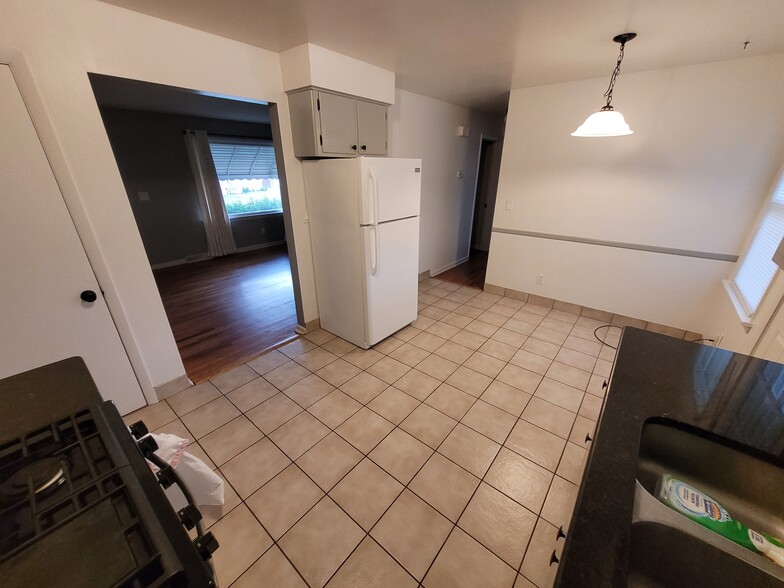 Building Photo - 338 Overlook Blvd