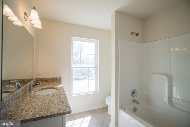 Building Photo - Beautiful 3 Bedroom House in Spotsylvania