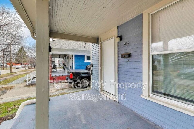 Building Photo - 415 N Oxford St