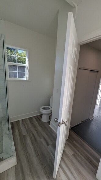 Building Photo - 392 West Center Ave