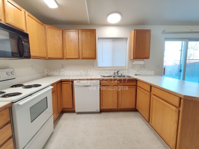 Building Photo - 4776 Mt Adams View Dr