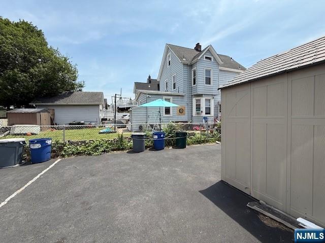 Building Photo - 405 8th St