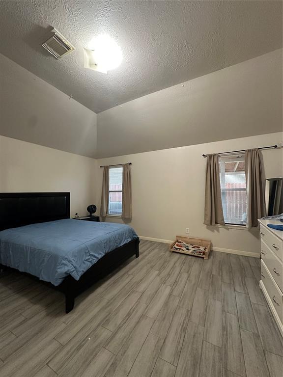 Building Photo - 17246 Cricketbriar Ct