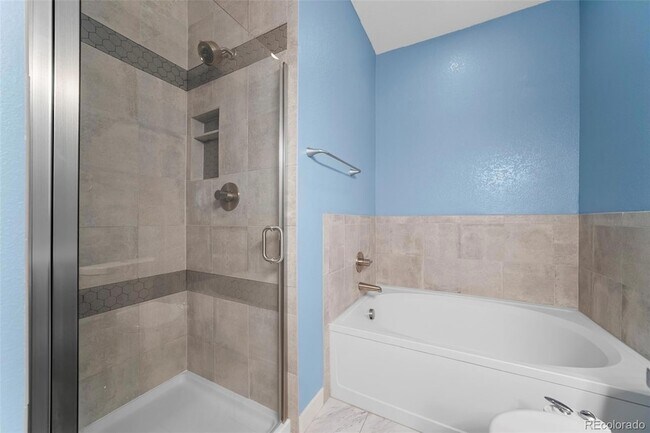 Building Photo - 9569 Pearl Cir