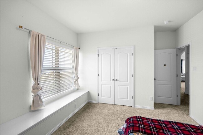 Building Photo - 6533 Leonardo Cove