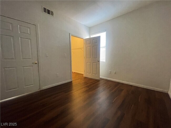 Building Photo - 8000 W Badura Ave