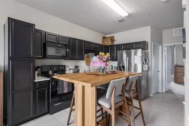 Building Photo - 4340 Attra St