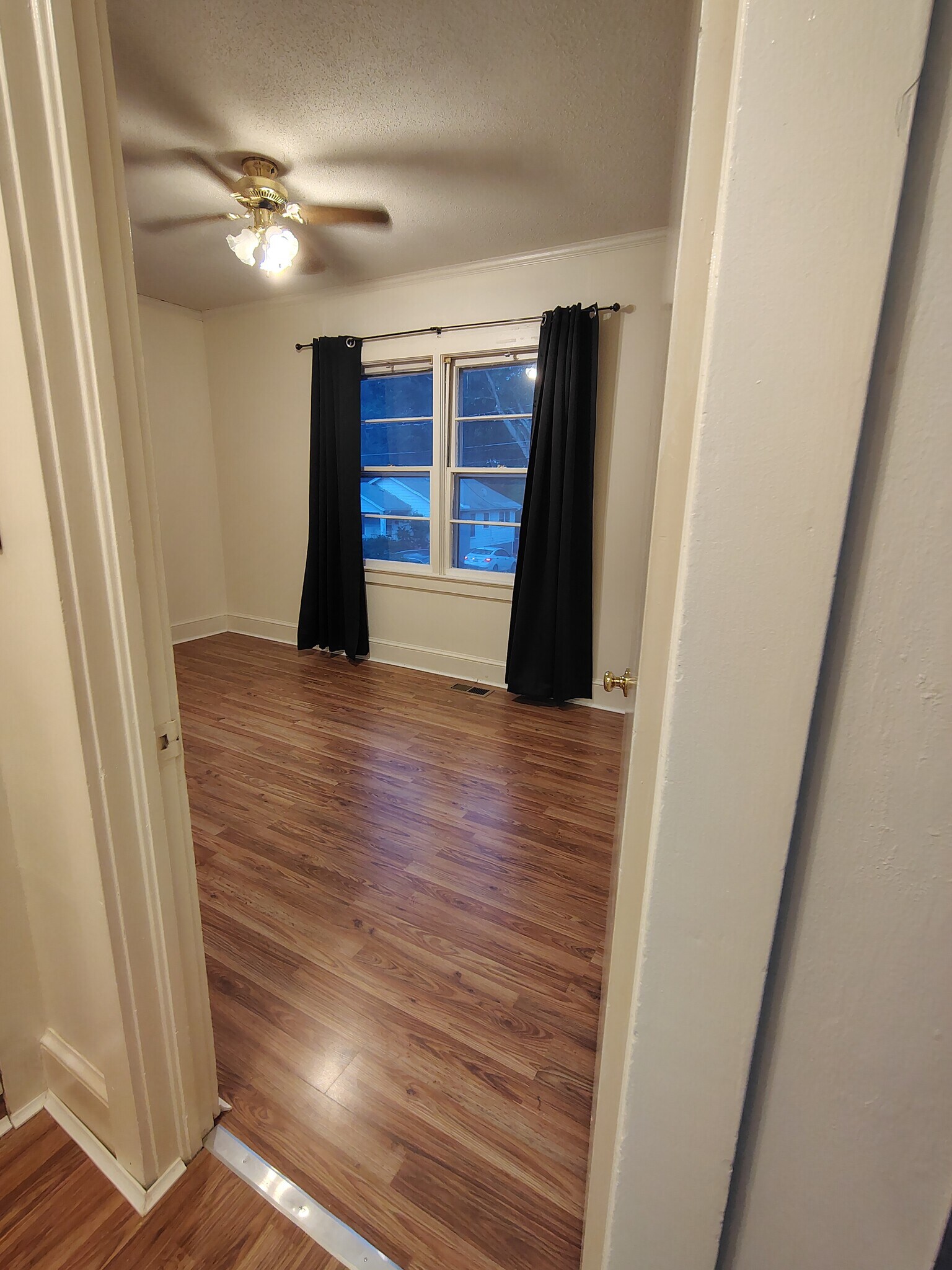 Bedroom 2 - 121 3rd Ave NE