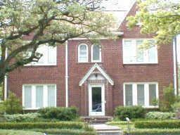 Primary Photo - 911 W Gray St