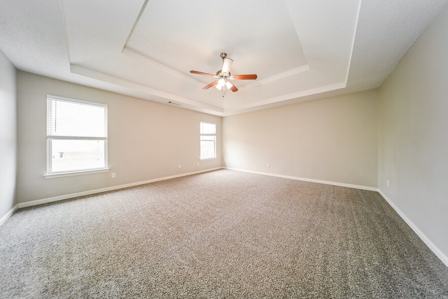 Building Photo - 5016 Serenity Point Ln