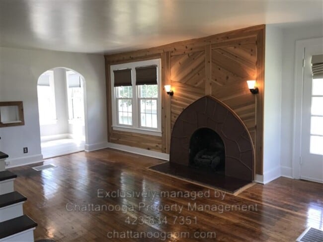 Building Photo - 1108 Ashmore Ave