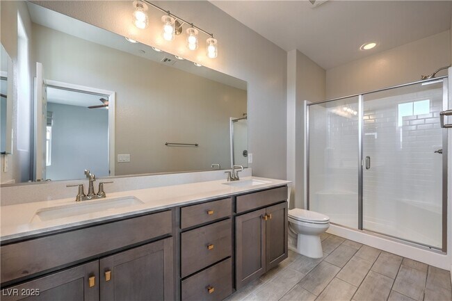 Building Photo - 904 Cottonwood Hl Pl