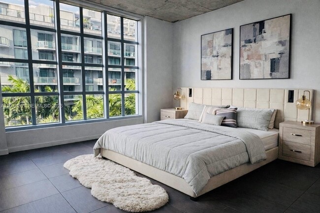 Building Photo - 3301 NE 1st Ave