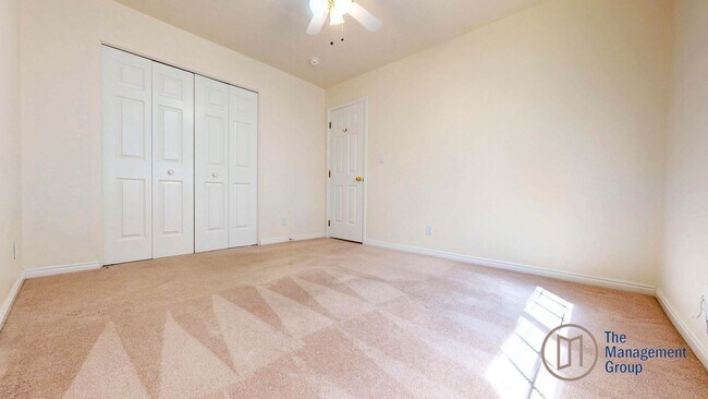 Building Photo - 37 E 675 S