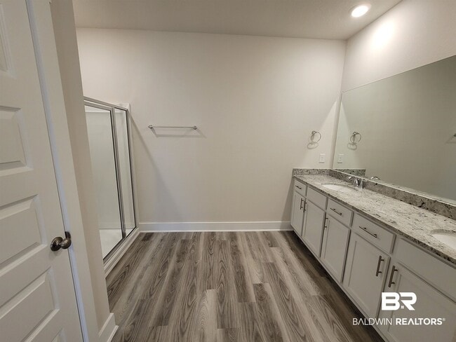 Building Photo - 1045 Hayward Lp