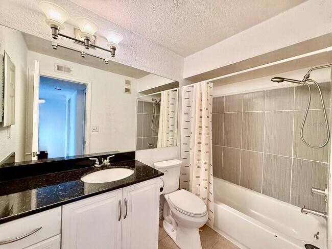 Building Photo - 3311 Haviland Ct