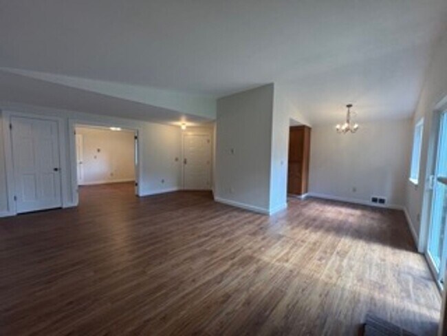 Building Photo - 6210 142nd Pl SE