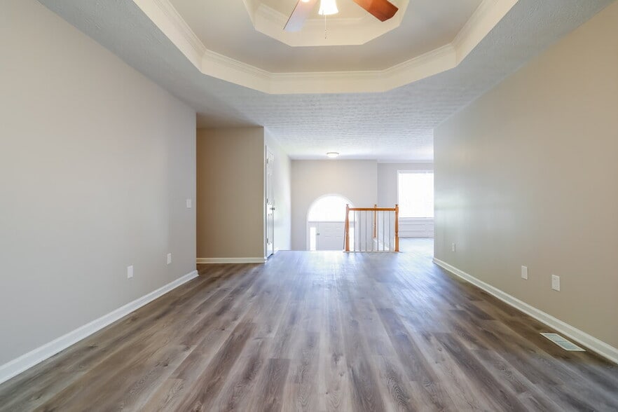 Building Photo - 830 Gateshead Ln