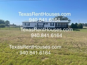 Building Photo - Spacious Rural Retreat in Wichita County
