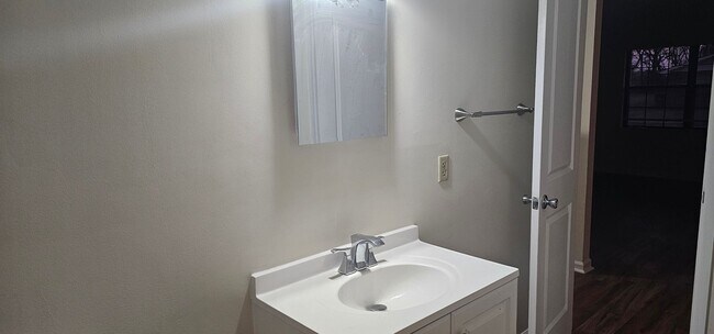 Building Photo - 5101A N. Moore Lane