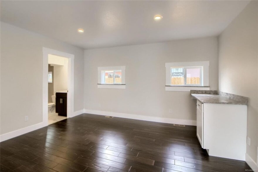 Building Photo - 5139 Alcott St