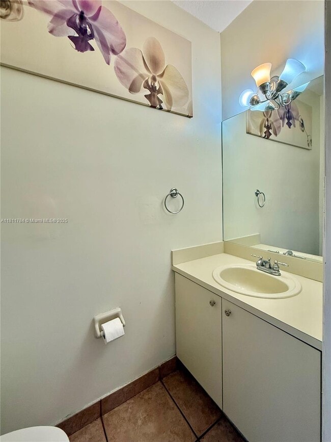 Building Photo - 15800 SW 92nd Ave