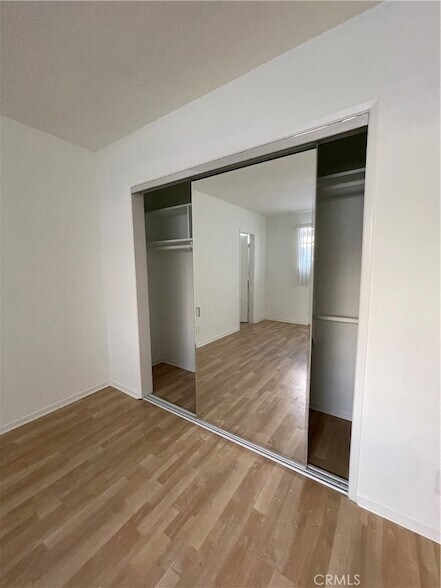 Building Photo - 811 6th St