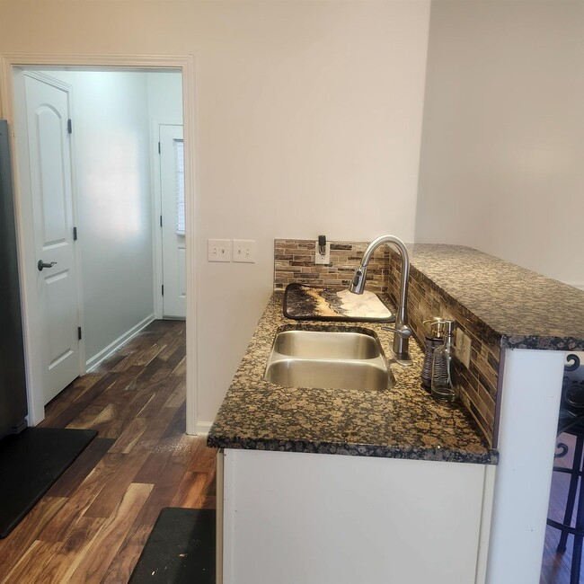 Building Photo - 1497 Castle Pines Cir