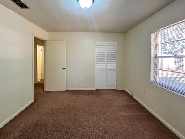 Building Photo - 5210 NW 24th Pl