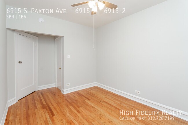 Building Photo - 6915 S Paxton Ave