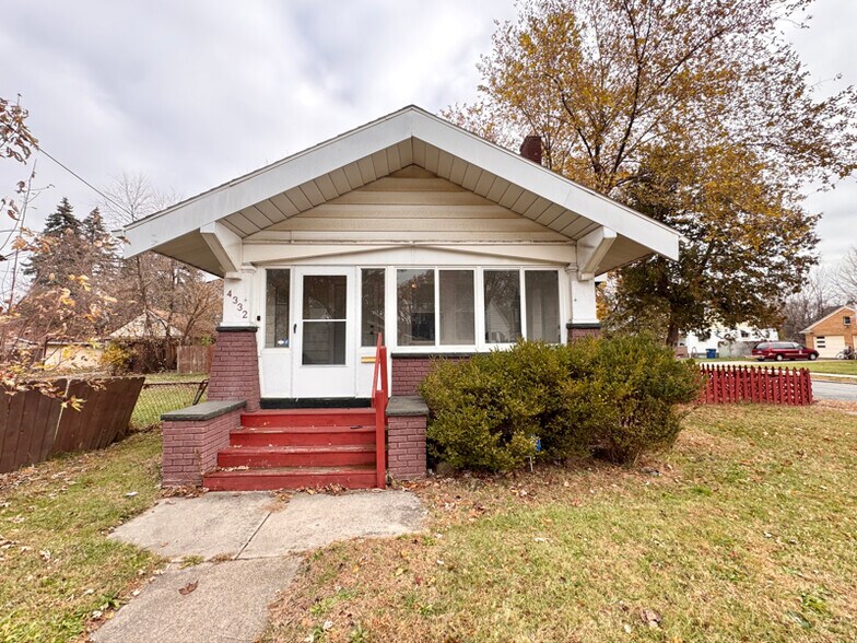 Primary Photo - 4332 Jackman Rd