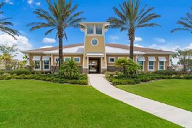 Building Photo - 3/2.5 ANNUAL/FURNISHED OPTION- GORGEOUS To...