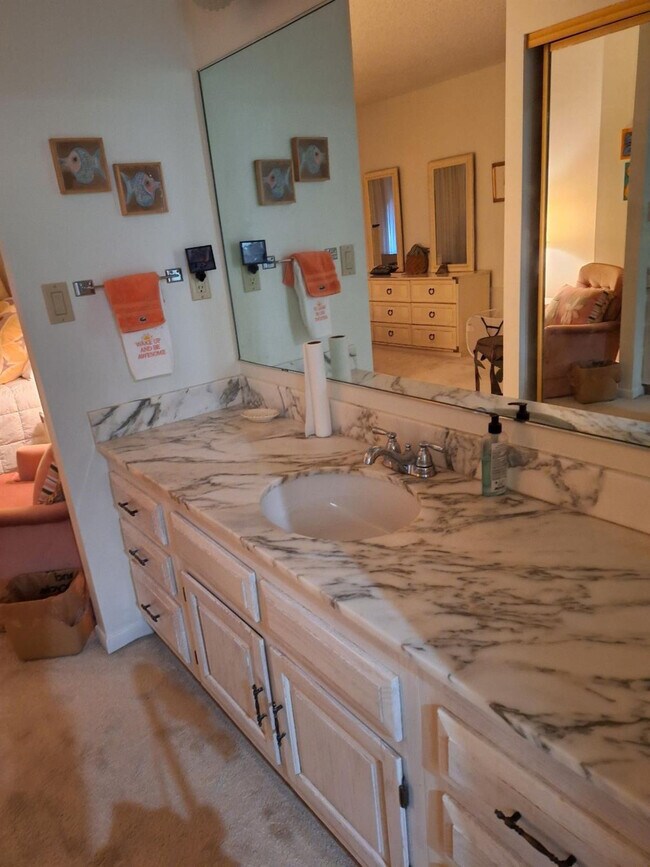 Building Photo - 5000 N Ocean Blvd