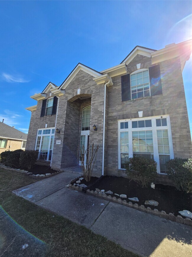 Building Photo - 18819 Harbor Key Cir