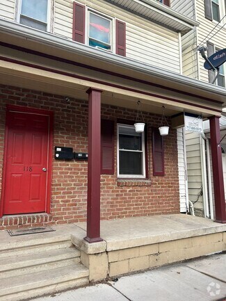 Building Photo - 118 S Main St