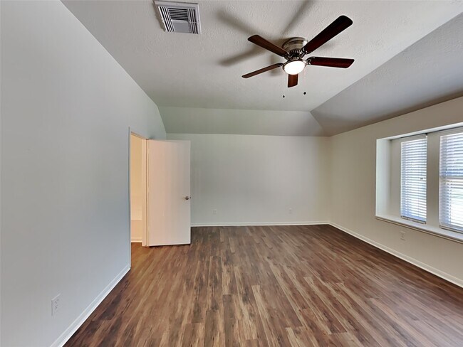 Building Photo - 7007 Durango Dr